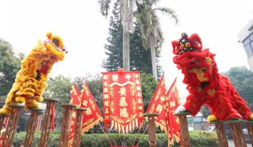 龍騰獅躍，共鑄輝煌未來！